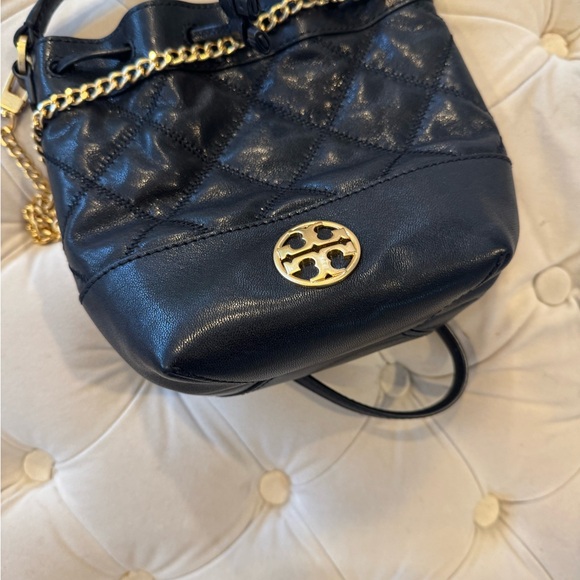 Tory Burch Black Quilted Leather Shoulder Bag - Picture 1 of 1